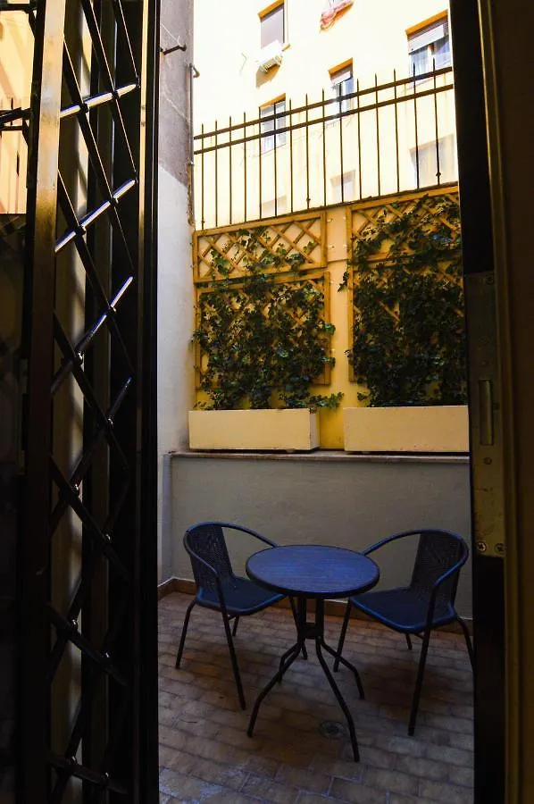 Flatinrome Trastevere Rooms