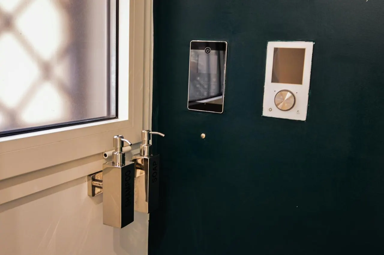 Flatinrome Trastevere Rooms Italy